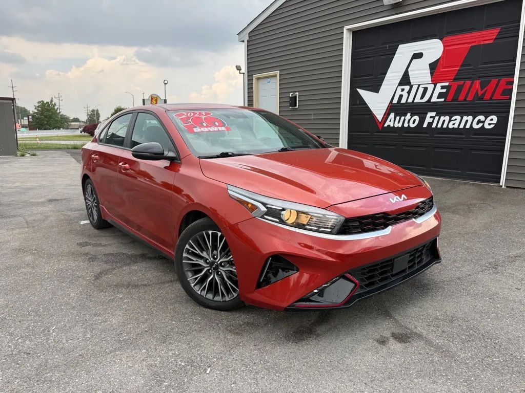 2023 KIA FORTE GT Line