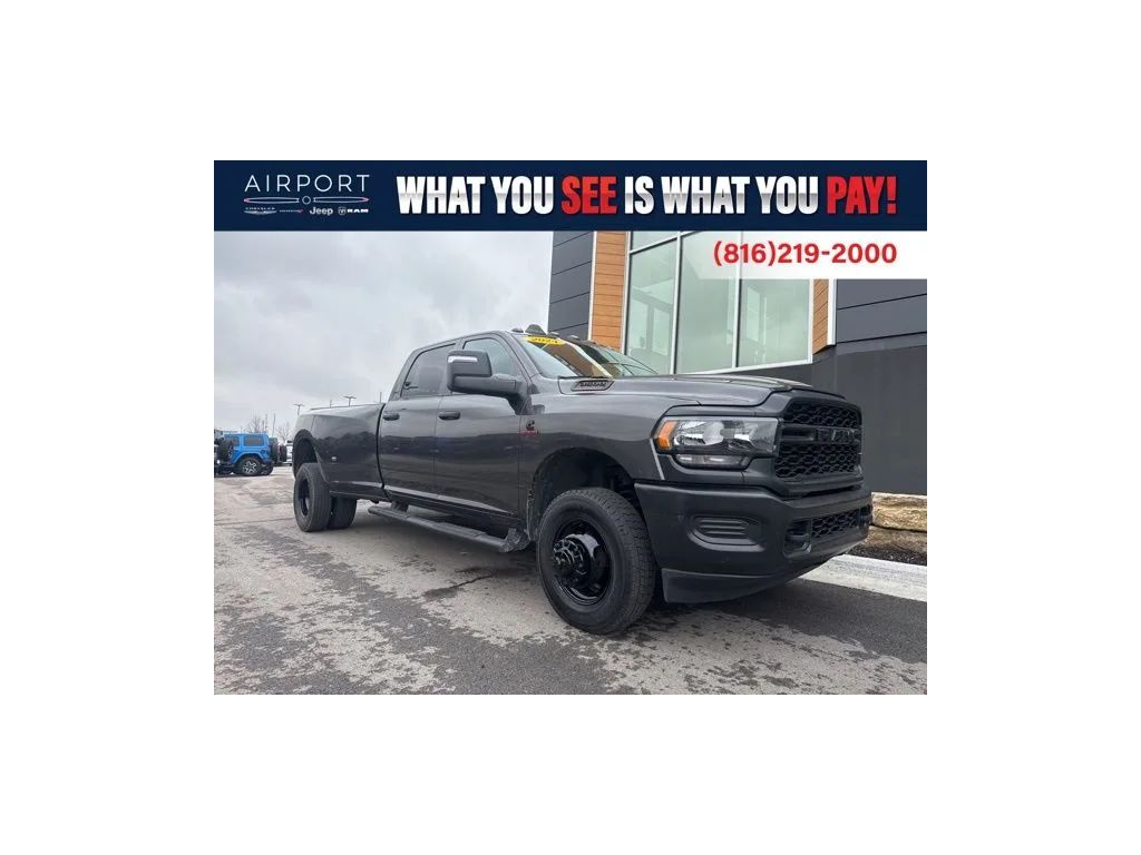 2024 RAM 3500 Tradesman Crew Cab LB DRW 4WD