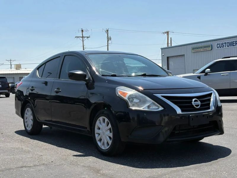 2019 Nissan Versa S Plus FWD