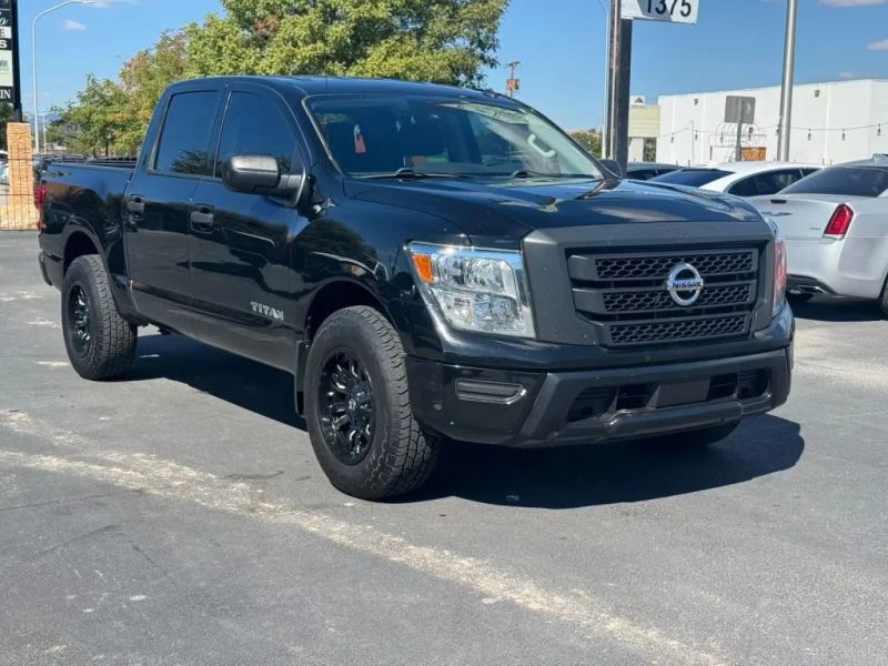 2021 Nissan Titan Pickup Truck Four-Wheel Drive 9-Speed Automatic