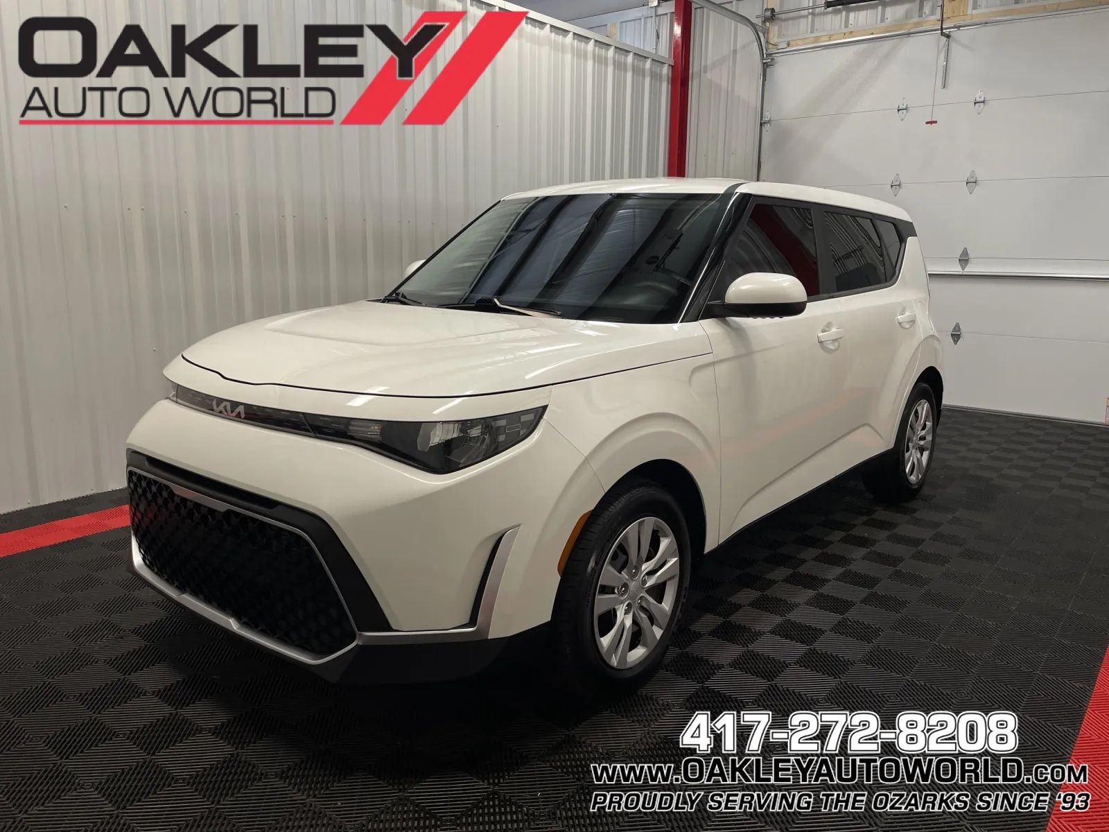 White 2023 Kia Soul LX FWD SUV / Crossover Front-Wheel Drive Continuously Variable Transmission