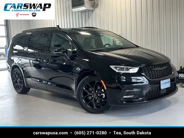 Black 2025 Chrysler Pacifica Limited FWD Minivan Front-Wheel Drive 9-Speed Automatic