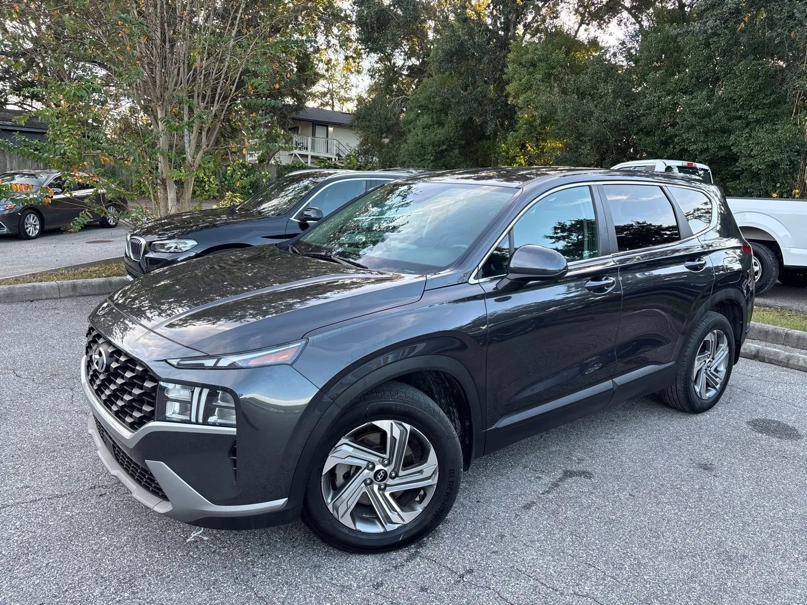 View vehicle photo 2