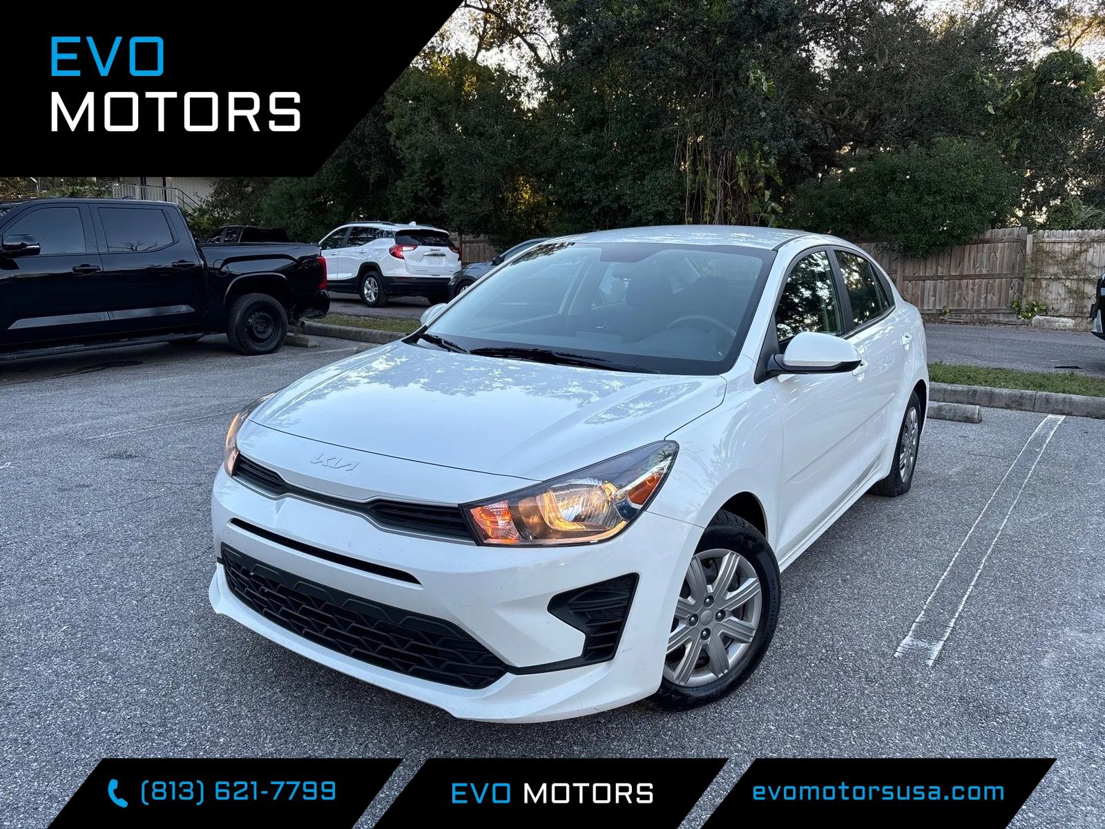 White 2022 Kia Rio LX FWD Sedan Front-Wheel Drive Automatic