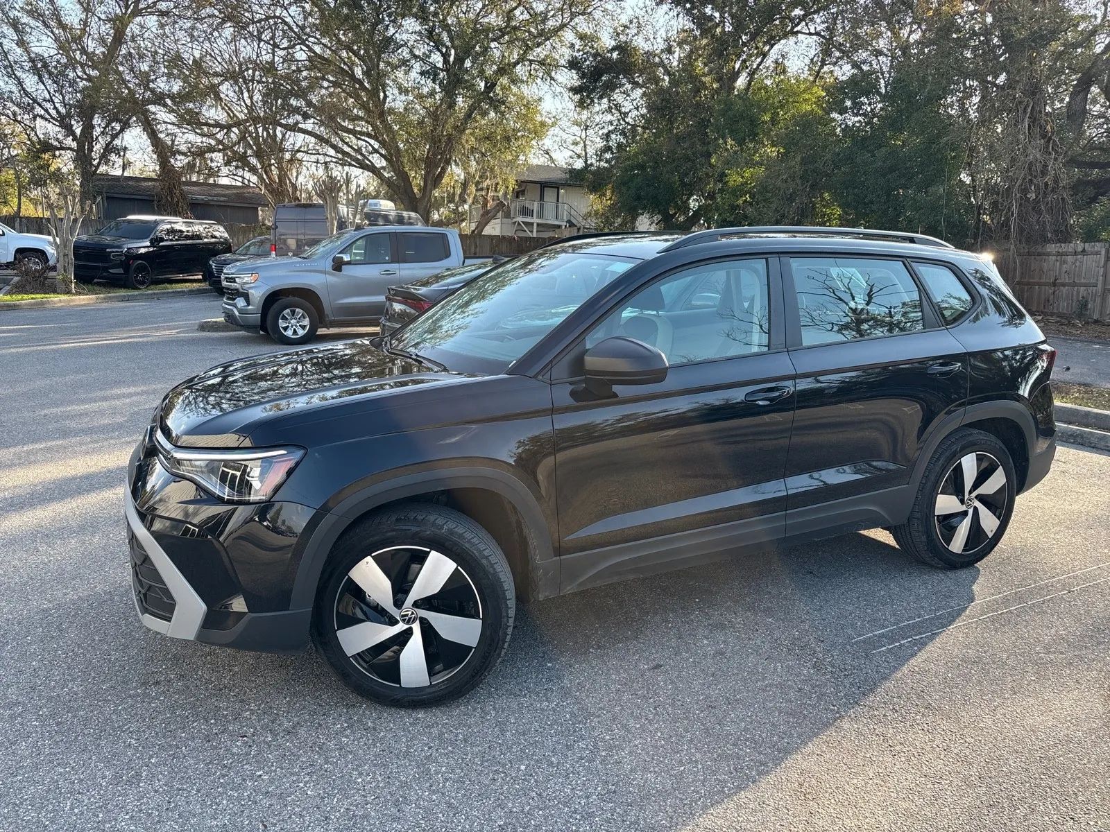 View vehicle photo 3