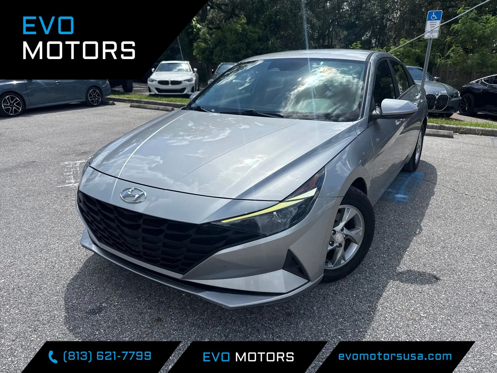 Silver 2022 Hyundai Elantra Sedan Front-Wheel Drive Automatic