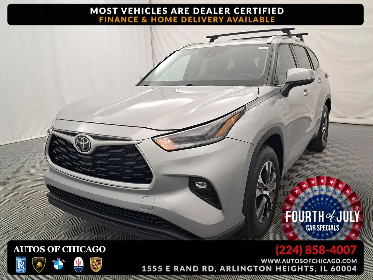 Silver 2021 Toyota Highlander SUV / Crossover Front-Wheel Drive Automatic