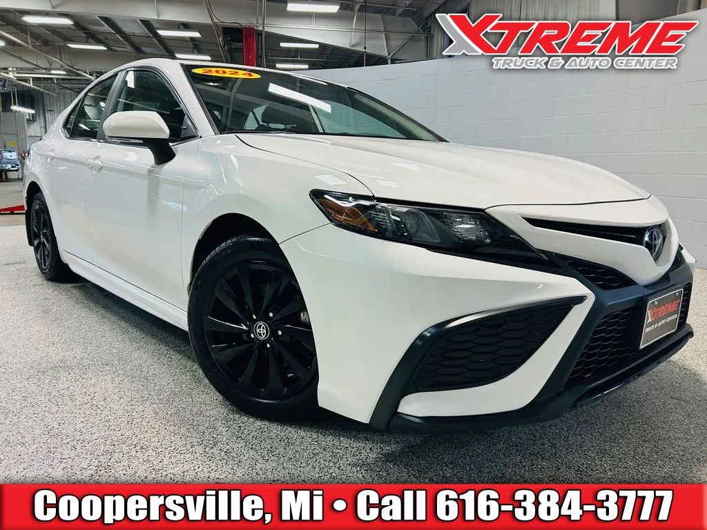 White 2024 Toyota Camry Sedan Front-Wheel Drive 8-Speed Automatic