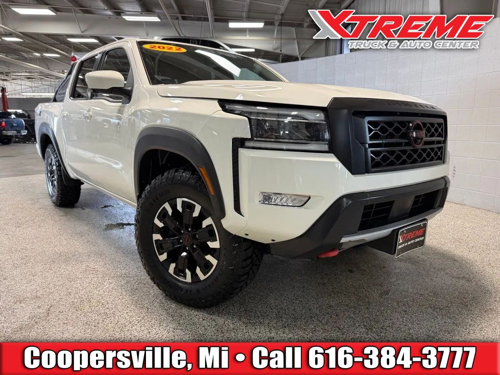 2022 Nissan Frontier PRO-4X Crew Cab 4WD
