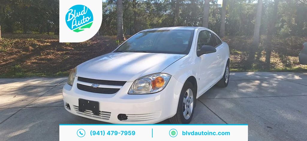 White 2007 Chevrolet Cobalt Coupe Front-Wheel Drive Automatic