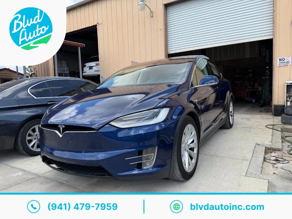 2017 Tesla Model X Azul SUV/Crossover Tracción en las cuatro ruedas Automática