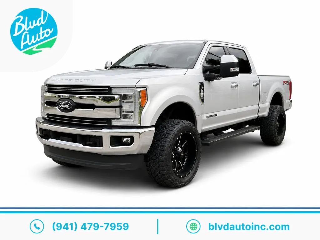 White 2019 Ford F-250 Super Duty Pickup Truck Four-Wheel Drive Automatic