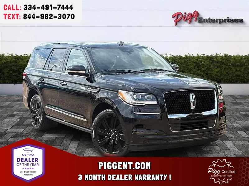 Black 2022 Lincoln Navigator SUV / Crossover Four-Wheel Drive Automatic