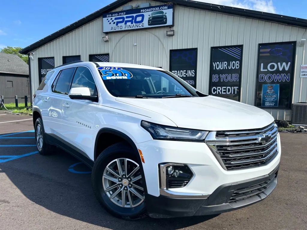 2023 CHEVROLET TRAVERSE LT