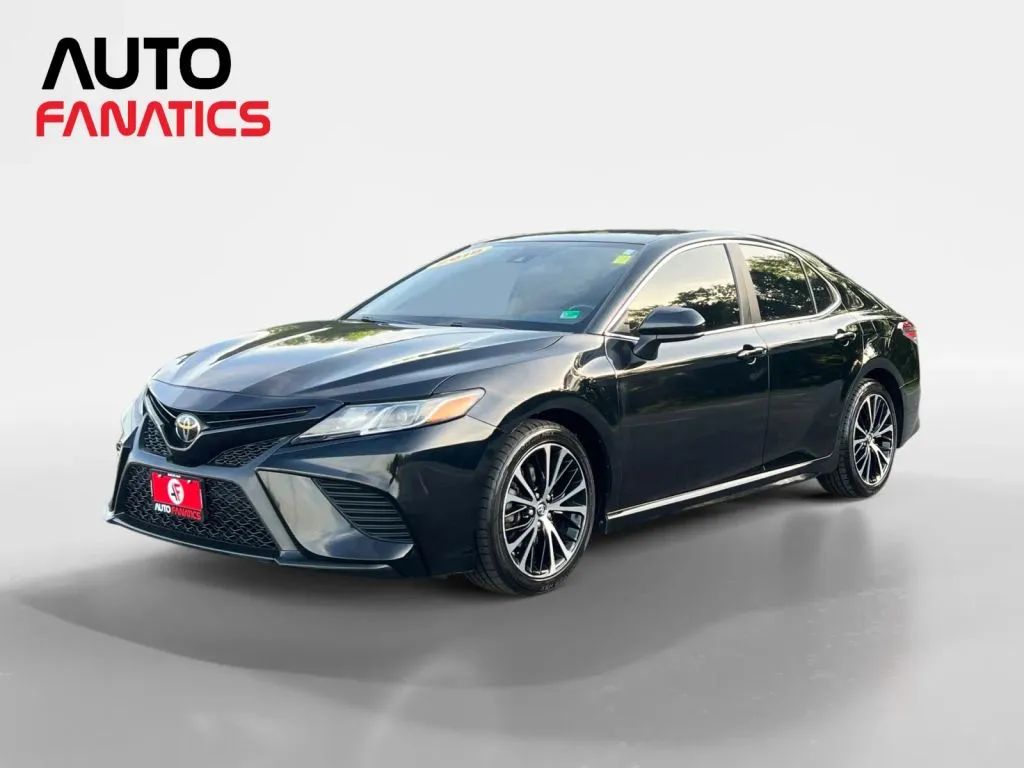 2018 Toyota Camry L/LE/SE/XLE