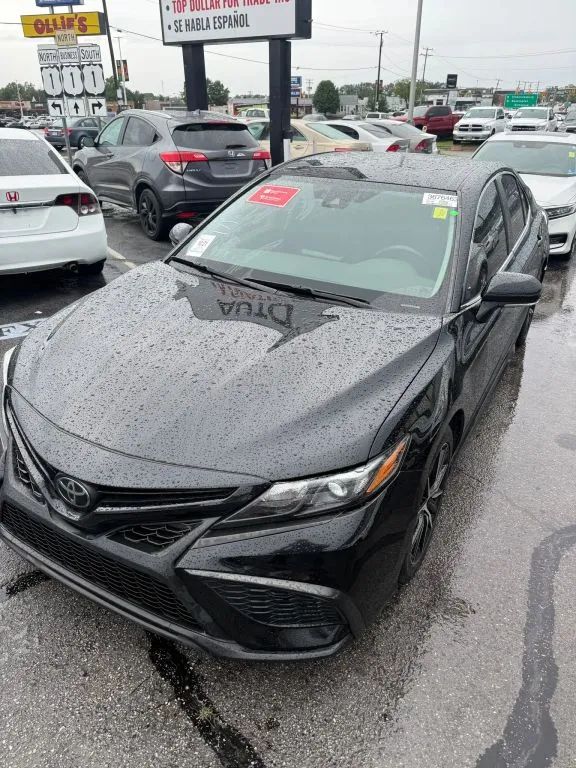 2024 Toyota Camry SE