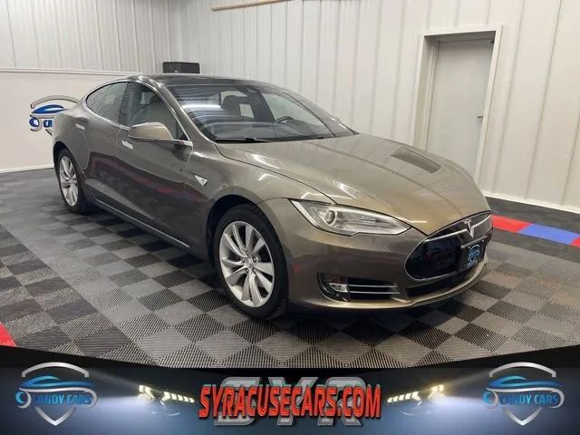 2015 Tesla Model S 90D AWD