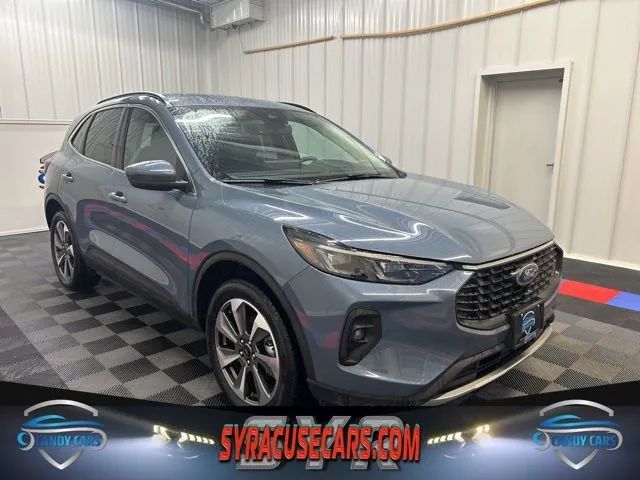 Blue 2025 Ford Escape Platinum AWD SUV / Crossover All-Wheel Drive 8-Speed Automatic