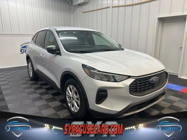 Silver 2025 Ford Escape Active FWD SUV / Crossover Front-Wheel Drive 8-Speed Automatic