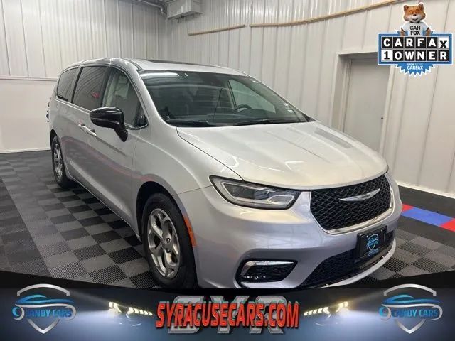 Silver 2024 Chrysler Pacifica Minivan Front-Wheel Drive 9-Speed Automatic