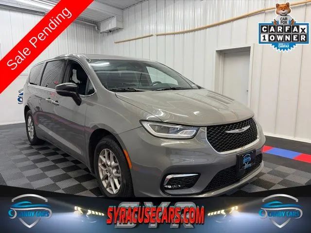 Gray 2025 Chrysler Pacifica Minivan Front-Wheel Drive 9-Speed Automatic