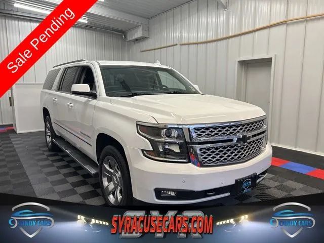 White 2017 Chevrolet Suburban SUV / Crossover Four-Wheel Drive 6-Speed Automatic Overdrive
