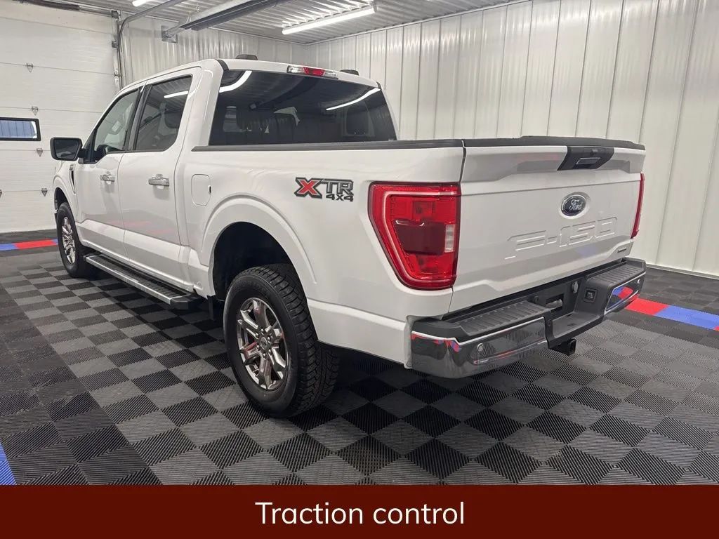 View vehicle photo 5