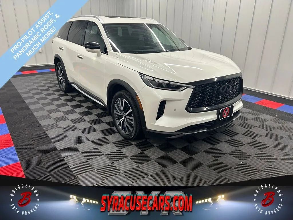White 2024 INFINITI QX60 Sensory AWD SUV / Crossover All-Wheel Drive 9-Speed Automatic