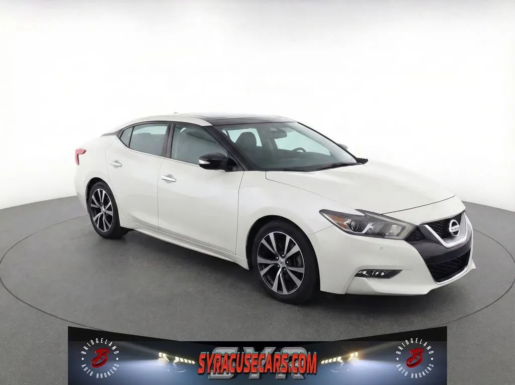 Silver 2018 Nissan Maxima Platinum FWD Sedan Front-Wheel Drive Continuously Variable Transmission