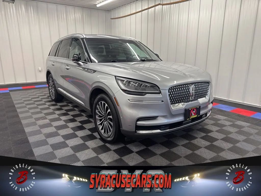 Gray 2023 Lincoln Aviator Reserve AWD SUV / Crossover All-Wheel Drive Automatic