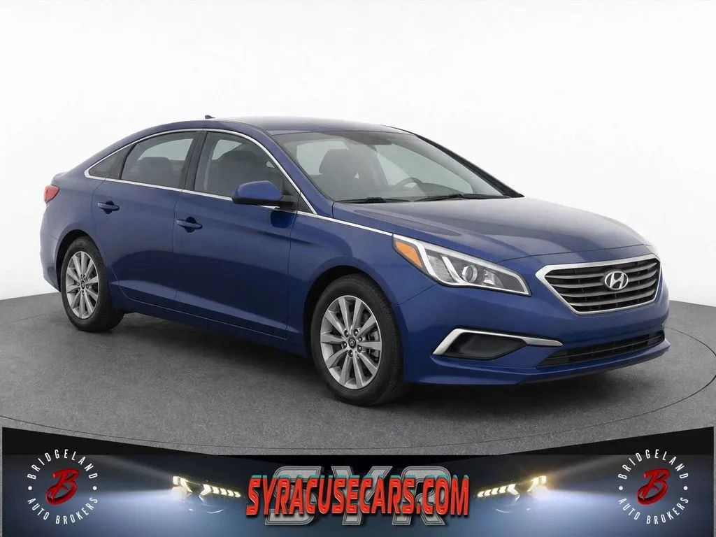 Blue 2017 Hyundai Sonata Sedan Front-Wheel Drive 7-Speed Automatic