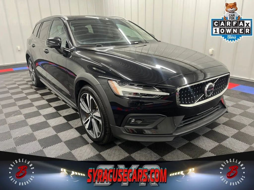 Black 2025 Volvo V60 Wagon All-Wheel Drive Automatic