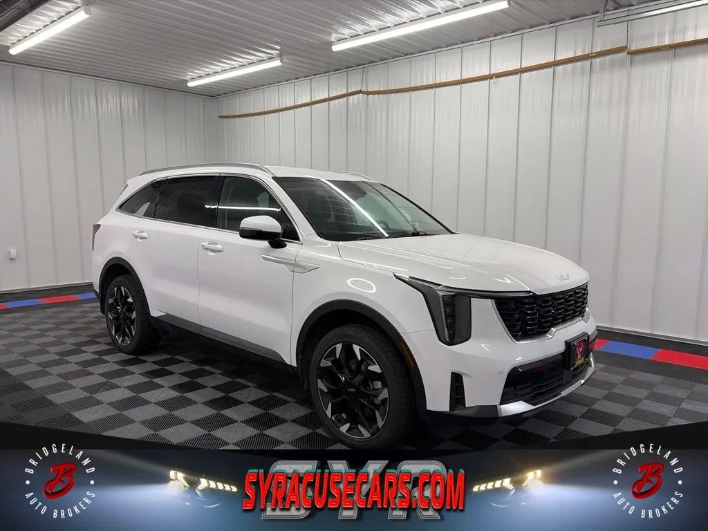 White 2025 Kia Sorento SUV / Crossover All-Wheel Drive 8-Speed Dual Clutch