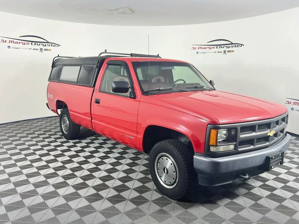 1993 Chevrolet C/K 1500 Pickup Truck 5-Speed Manual