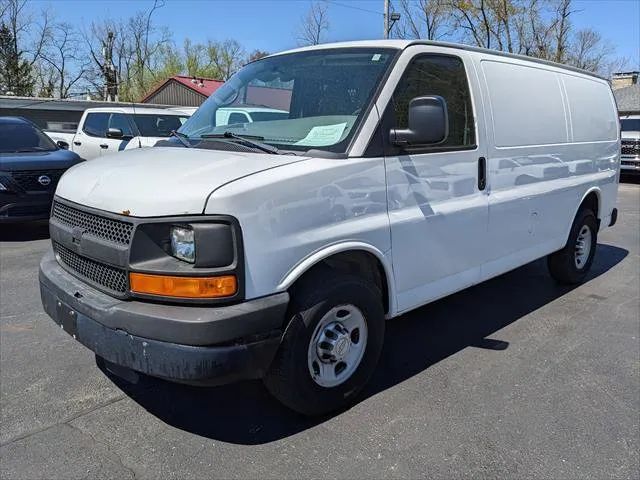 White 2013 Chevrolet Express Cargo 2500 RWD Van Rear-Wheel Drive 6-Speed Automatic
