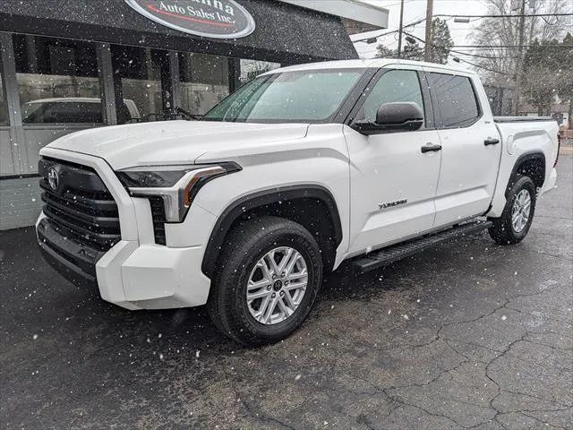 2023 Toyota Tundra SR5 CrewMax Cab 4WD