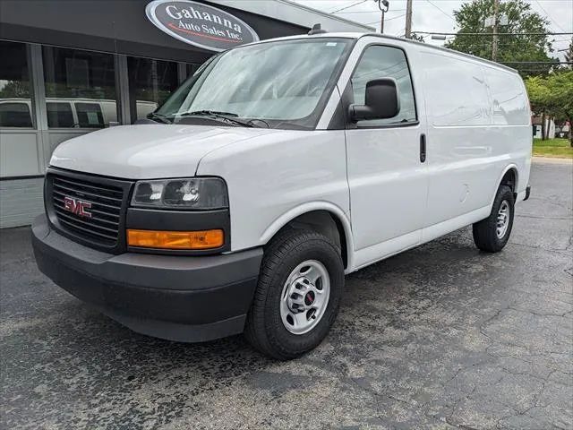 2022 GMC Savana Cargo 2500 RWD