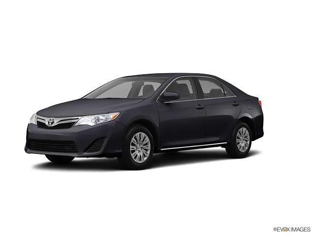 Gray 2013 Toyota Camry Sedan Front-Wheel Drive Automatic