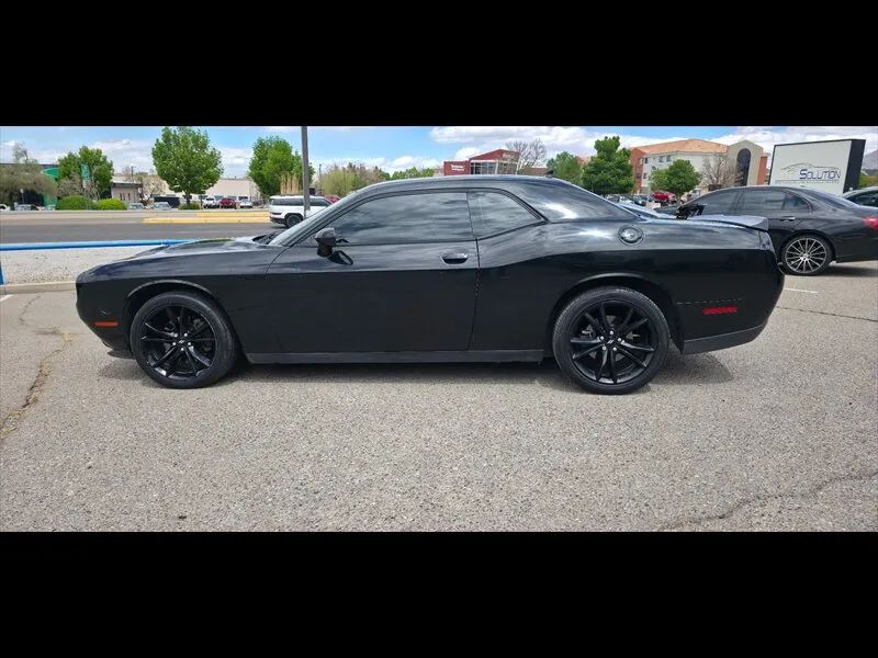 Silver 2017 Dodge Challenger SXT RWD Coupe Rear-Wheel Drive Automatic