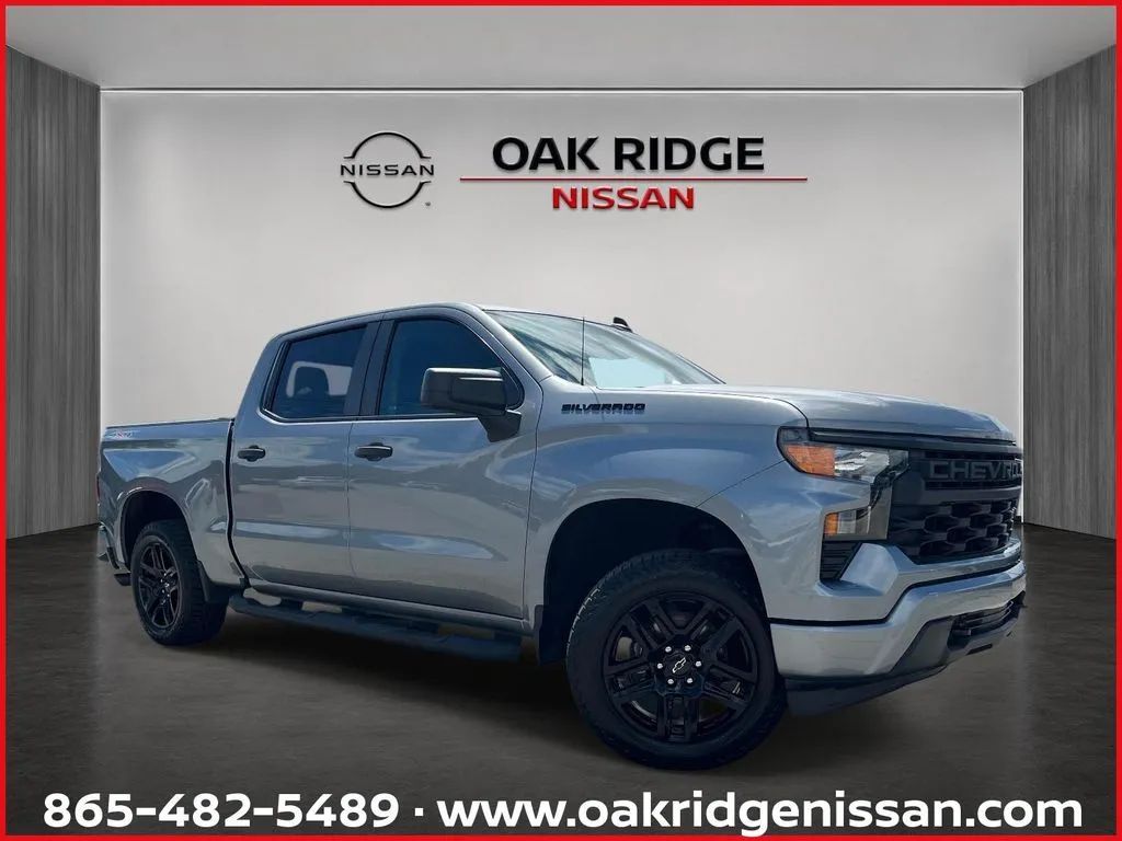  2023 Chevrolet Silverado 1500 Custom Crew Cab 4WD   
