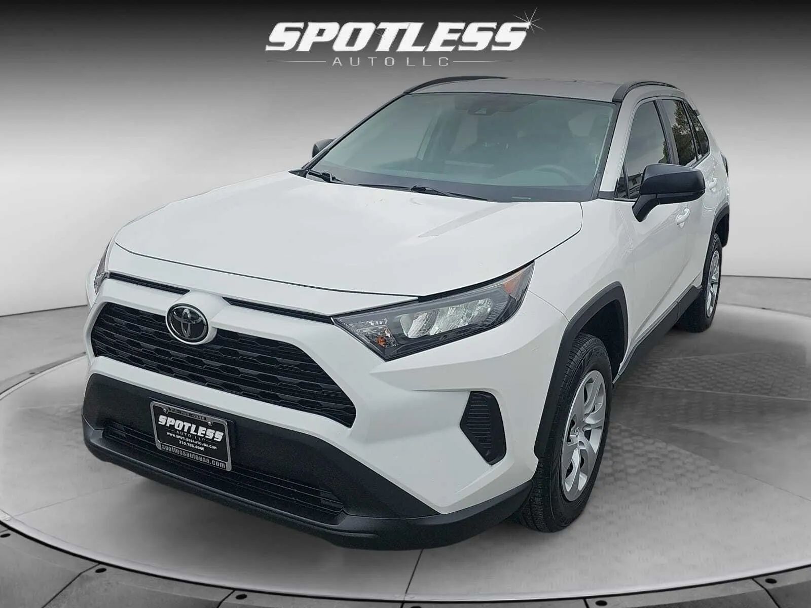 2020 Toyota RAV4 LE FWD