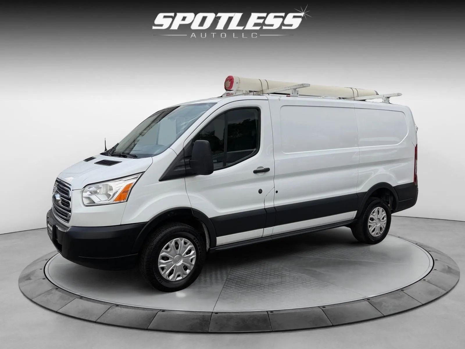 White 2018 Ford Transit Cargo 250 3dr SWB Low Roof Cargo Van with 60/40 Passenger Side Doors Van Rear-Wheel Drive