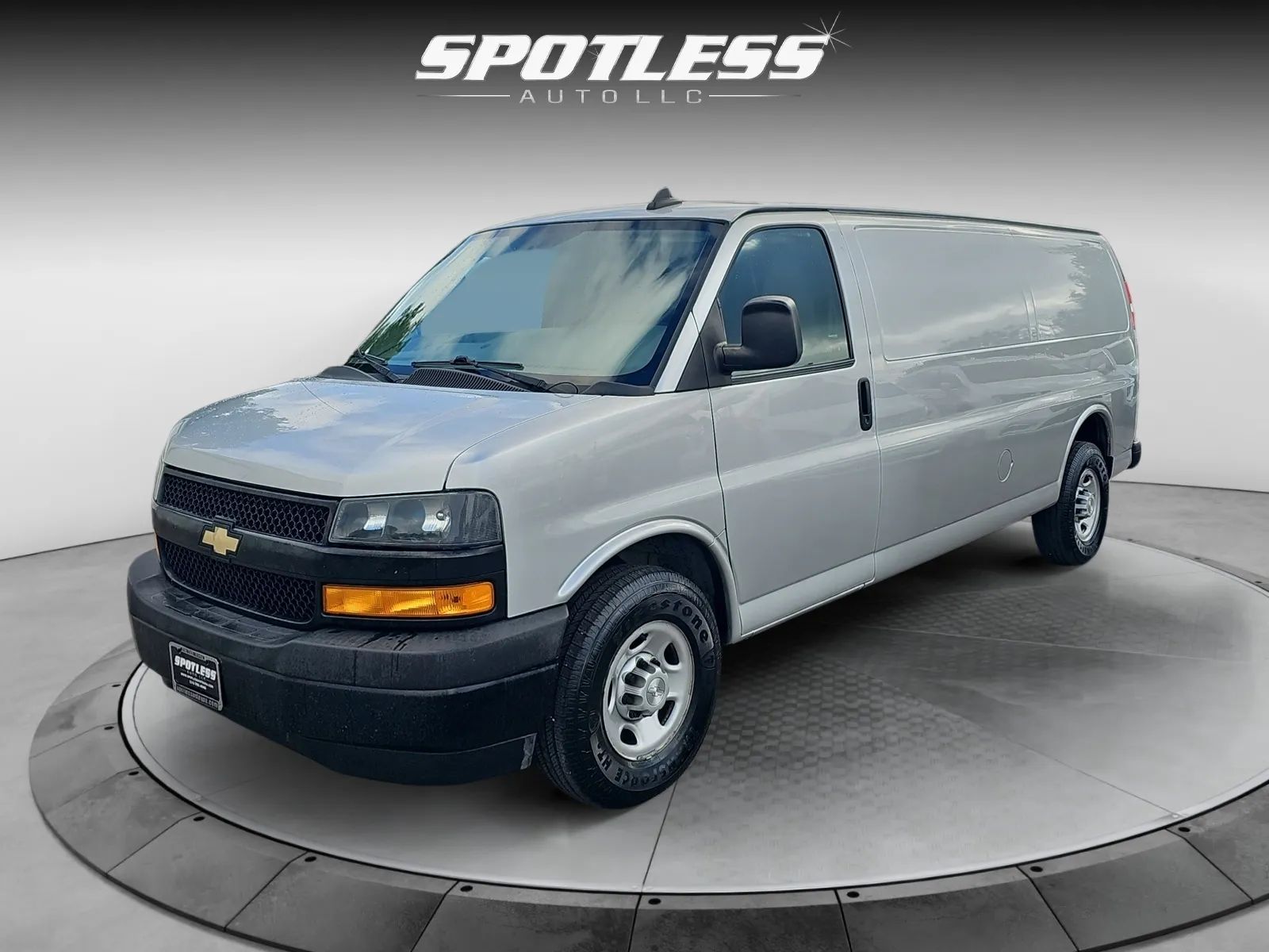 Silver 2019 Chevrolet Express Cargo 3500 Extended RWD Van Rear-Wheel Drive
