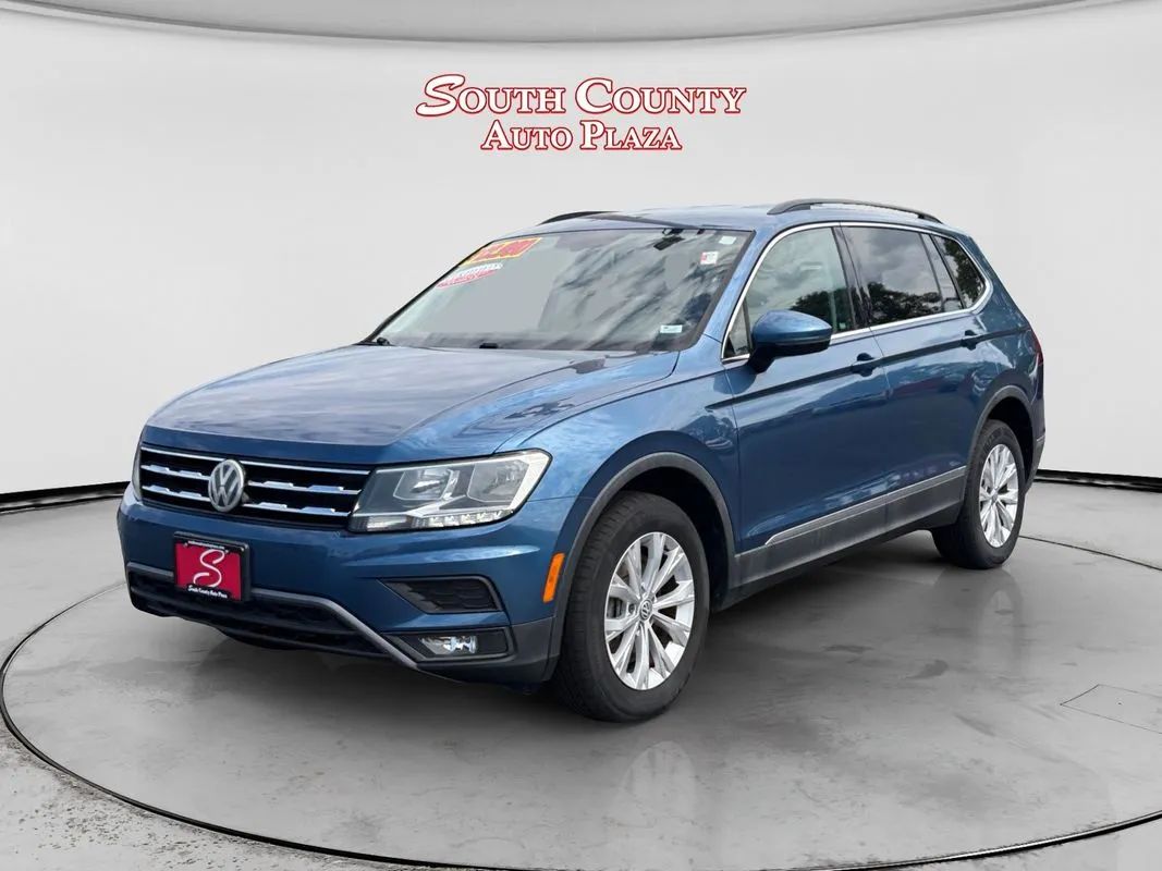 Blue 2018 Volkswagen Tiguan SUV / Crossover Front-Wheel Drive 8-Speed Automatic