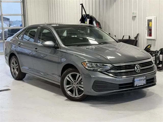 2022 Volkswagen Jetta 1.5T SE FWD