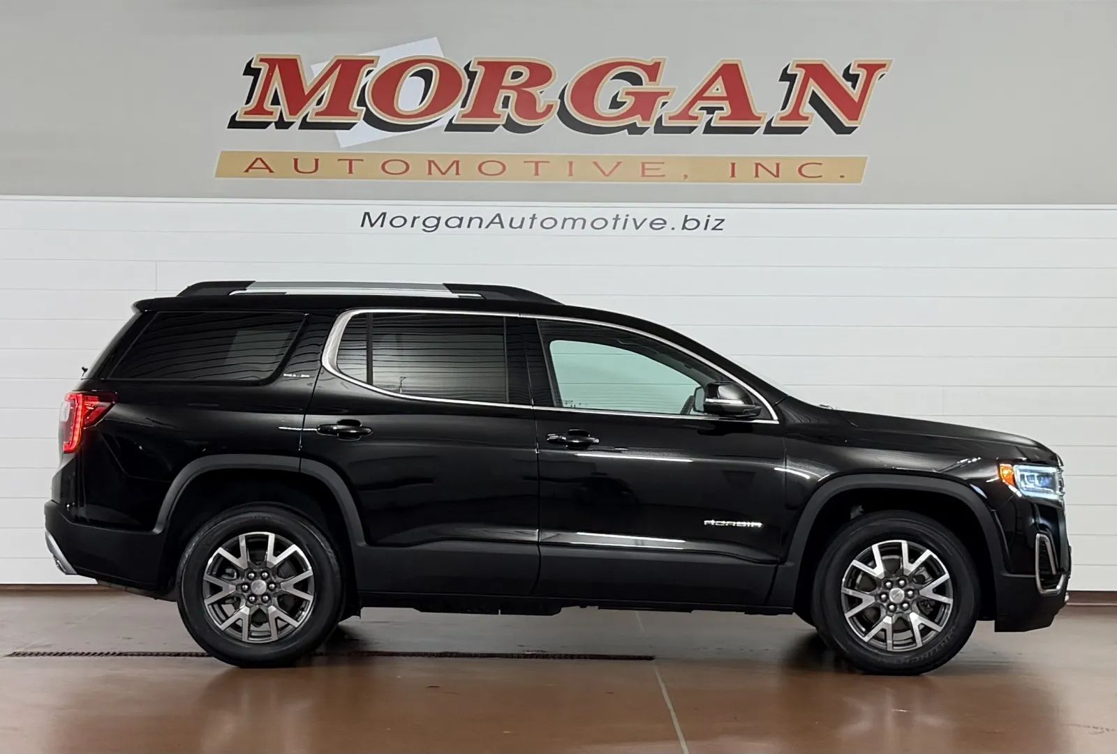 View vehicle photo 2