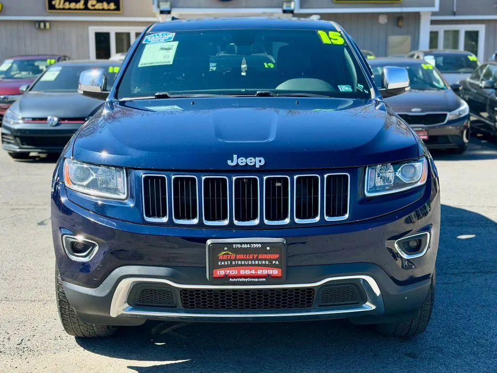 View vehicle photo 3