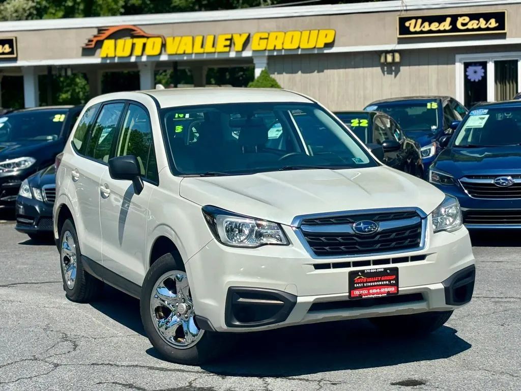  2017 Subaru Forester 2.5i   