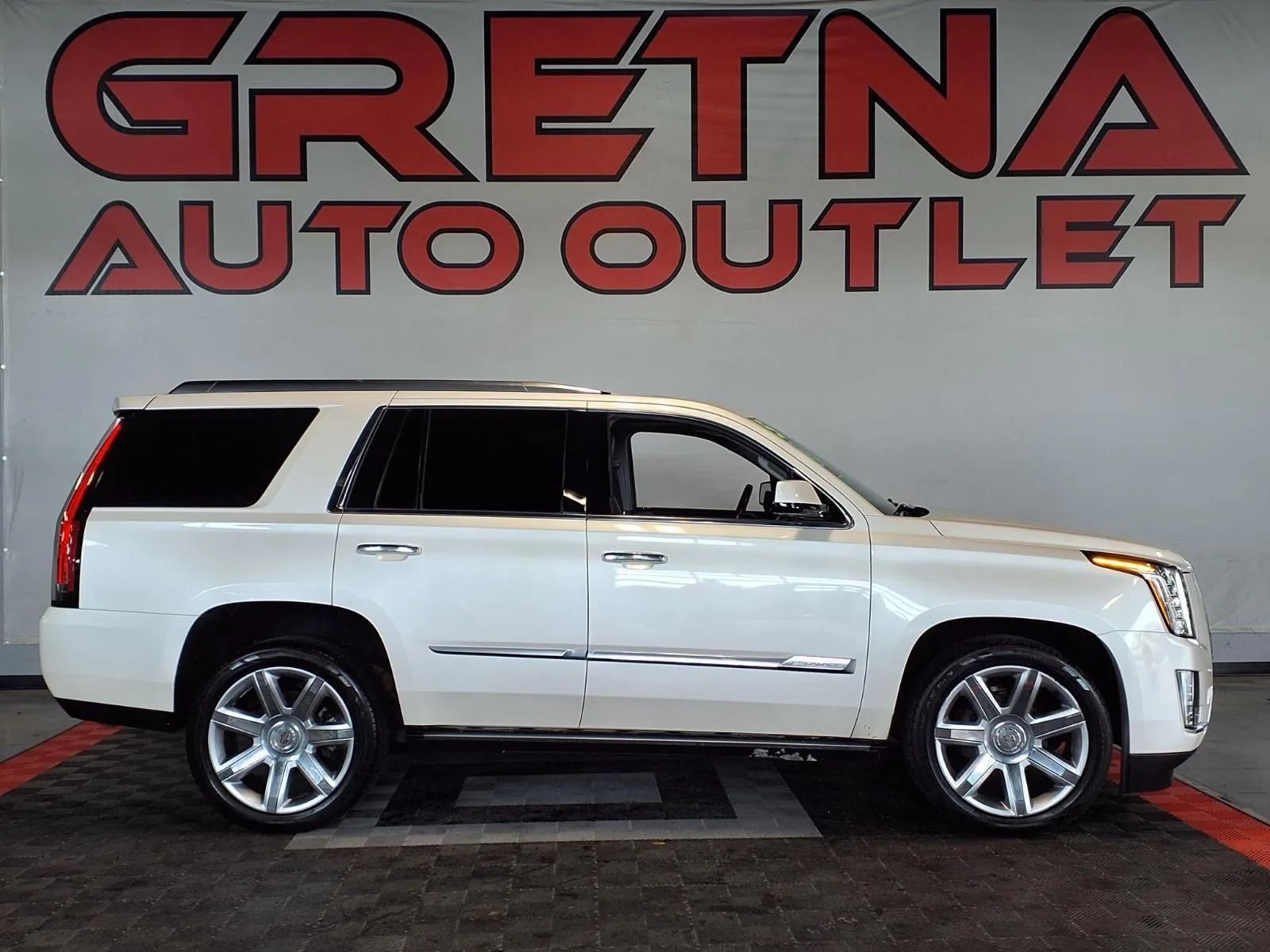 White 2015 Cadillac Escalade Premium 4WD SUV / Crossover Four-Wheel Drive Automatic