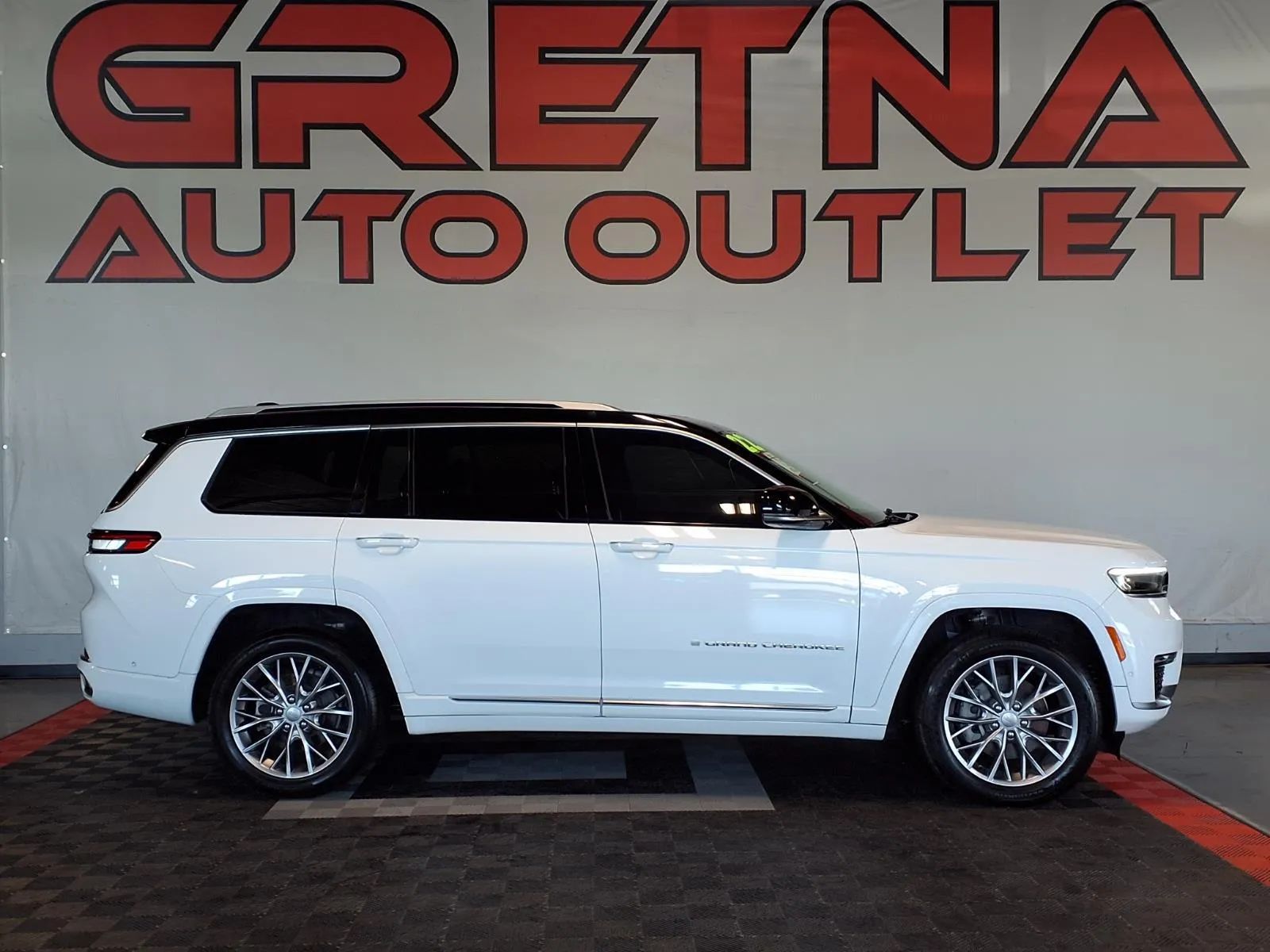 2022 Jeep Grand Cherokee L Summit 4WD
